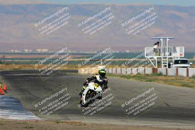 media/Aug-13-2023-CRA (Sun) [[1cfc37a6fb]]/Race 3 600 Superbike/Race/